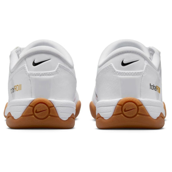 Nike Total 90